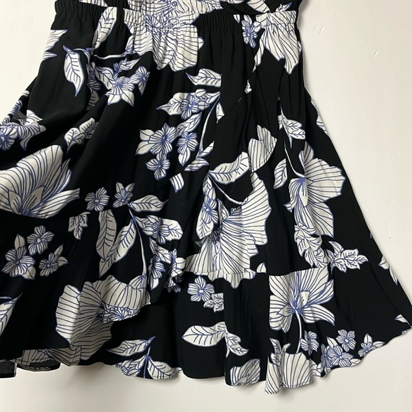 Express Faux Wrap Mini Dress, Black/Floral, SM - Picture 5 of 7